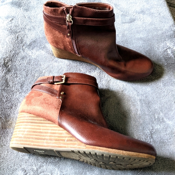 Ankle boots - Picture 1 of 6